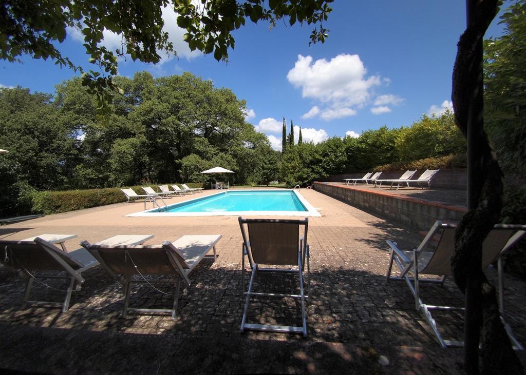 Castello Di Montalto Aparthotel Castelnuovo Berardenga Ngoại thất bức ảnh